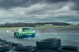 Mercedes en BMW tonen spierballen om Porsche 911 GT3 RS van de troon te stoten