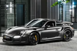 Deze custom ''Dark Knight" Porsche 911 Turbo S ziet er intimiderend uit