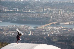 Snowboarders bieden ongekende sneeuwspektakel