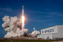 SpaceX maakt in 2021 eerste commerciële ruimtereis