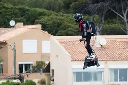 Met dit flyboard knal je door de lucht als Iron Man