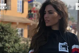 FHM veilt samen met Yolanthe plek #250 in de FHM500