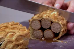 Nieuwe versie van de Beef Wellington: de Frikandellington