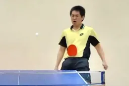 Gekke Aziaten laten de allerziekste ping pong trickshots zien