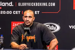 Badr Hari lijkt pensioen aan te kondigen na verlies tegen Alistair Overeem