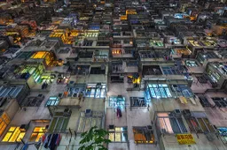 De schoonheid van het dichtbevolkte Hong Kong op de gevoelige plaat gelegd
