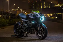 Futuristische Honda CB4 ‘Interceptor' Café Racer maakt ons hebberig