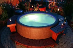 In deze portable hot tub wil jij chillen
