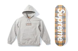 Supreme gaat dikke samenwerking met Burberry aan