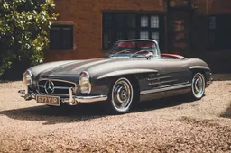 RM Sotheby's veilt een prachtige 1957 Mercedes-Benz 300 SL Roadster