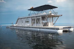 Hydrohouse met aanlegsteiger voor je eigen watervliegtuig