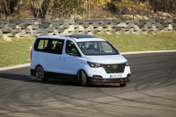 Hyundai heeft een speciale driftbus ontwikkeld