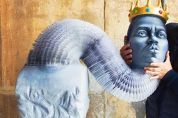 Kunstenaar breekt door dankzij stunt met Notorious B.I.G.-sculptuur