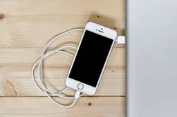 Bespaar eenvoudig op je iPhone oplader