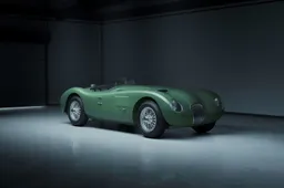 Jaguar viert de C-Type racewagen met deze moderne klassieke bolide