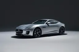 De klasse druipt van de Jaguar F-Type 400 Sport af