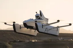 Casey Neistat test het allereerste vliegende elektrische voertuig ter wereld