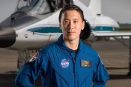 Jonny Kim was eerst Navy SEAL sniper, werd toen Harvard dokter en is nu NASA astronaut