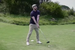 Hamish & Andy maken Justin Timberlake het leven zuur op de golfbaan