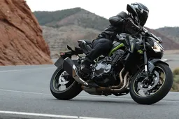 Over Spaanse weggetjes toeren met de Kawasaki Z900