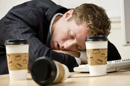 15 herkenbare tweets voor iedereen die verslaafd is aan koffie