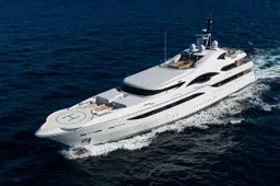 Voel je James Bond op dit enorme Quantum Of Solace jacht van 72,5 meter