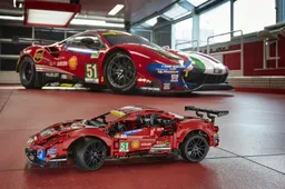 Lego technic komt met Ferrari 488 GTE variant van de kleine bouwsteentjes