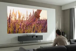 Deze indrukwekkende LG Laser Projector laat je voelen alsof je in een andere wereld bent