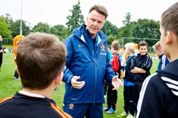 Louis van Gaal verklapt dat hij werkt aan documentaire