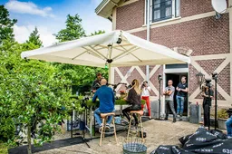 Altijd hangen in de schaduw met deze flexe parasols