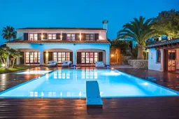 Als je de Staatsloterij hebt gewonnen is deze Mallorcaanse casa een best vakantiehuisje