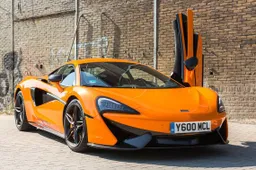 We probeerden de topsnelheid te halen in de McLaren 570S