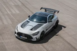 Hardcore Mercedes-AMG GT Black Series geeft je vleugels