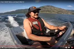Dude knutselt een Micro Jet Boat in elkaar en scheurt als een baas over het water