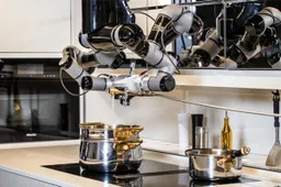 Deze robotkeuken van Moley Robotics kan koken en afwassen