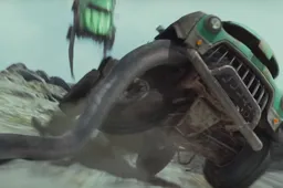 Bekijk hier de hilarisch slechte trailer van ‘Monster Trucks’