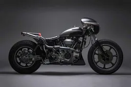 Deze customized Harley café racer rockt de sokken van je voeten