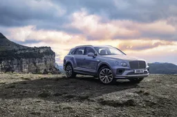 Poepchique cruisen in de nieuwe Bentley Bentayga