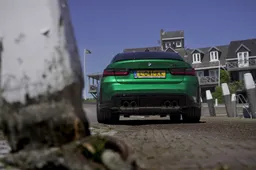 Prijswinnaar rijdt peperdure BMW M3 Competition de sloot in