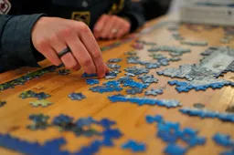 Puzzelhelden strijden om het NK Legpuzzelen