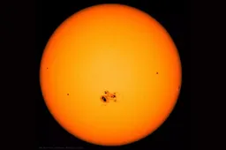 Er zit een vlekje op de zon dat gevolgen kan hebben voor de aarde