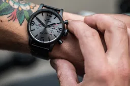 Chronos’ Joyride is een heel dik horloge