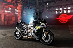 De nieuwe BMW S 1000 R is een brute superbike