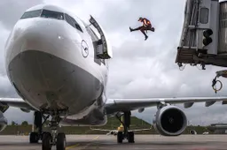 Freerunner haalt in recordtijd zijn vliegtuig
