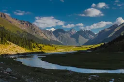 25 foto's die bewijzen dat je naar Kirgistan moet