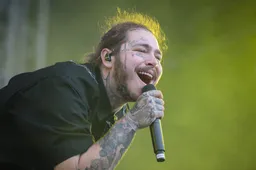 Post Malone is weer een tattoo in z'n gezicht rijker