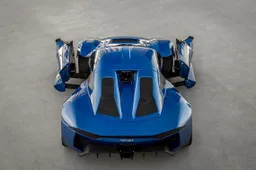 De deuren van de Rezvani lijken rechtstreeks uit een Transformer film te komen