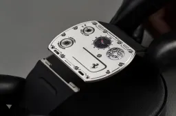 Richard Mille creëert ’s werelds dunste horloge ter ere van 75 jaar Ferrari