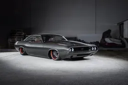 Deze custom Dodge Challenger uit 1970 heeft 2.500 pk onder de motorkap