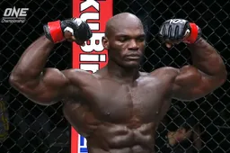 Indrukwekkende Alain Ngalani maakt na 31 seconden einde aan MMA-gevecht
